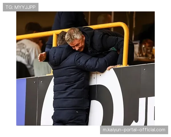 拉扬成英超第三位首三场均有进球或助攻的年轻球员 樱桃军团未来可期